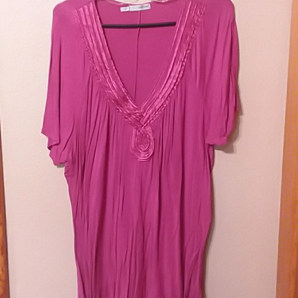 Pink dress top
